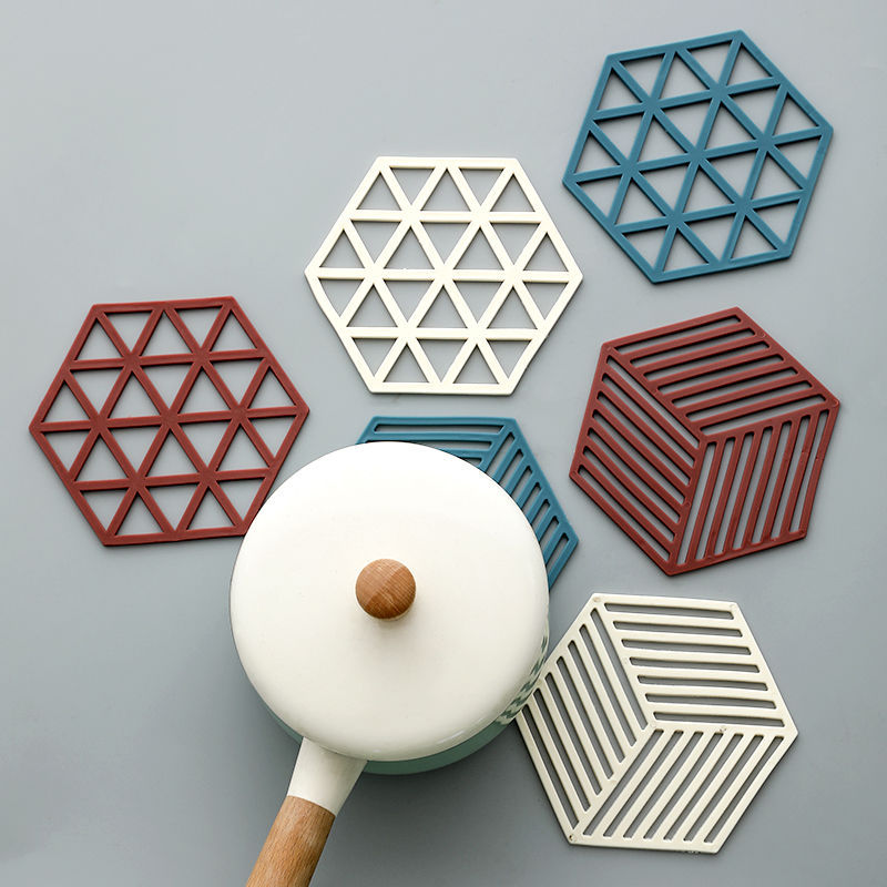 2pcs Nordic Simple Drink Coaster Tableware Pad Stand Mug Cup Mat Insulation Hot Pad Home Necessaire Decor Placemat Silicone Coasters